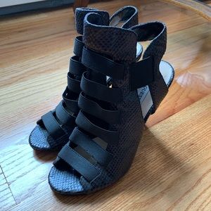Guess Strappy Black Snakeskin Heels Size 6.5
